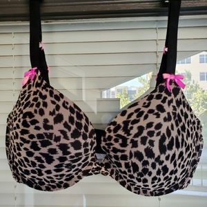 🎀🐆 Cute Betsey Johnson Animal Print Pink Bows Bra 32E